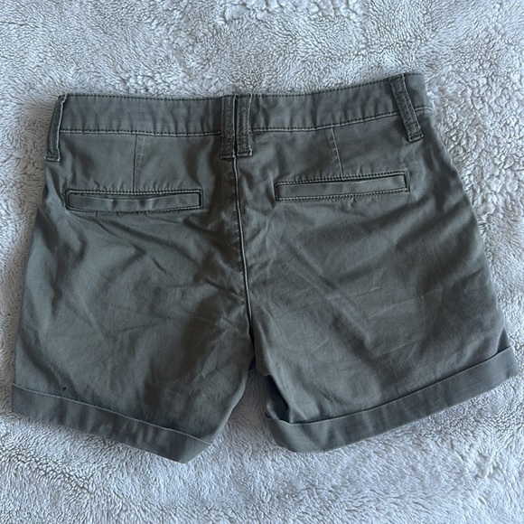 Arizona Olive Green Shorts Size 0 (Juniors) - Picture 2 of 4
